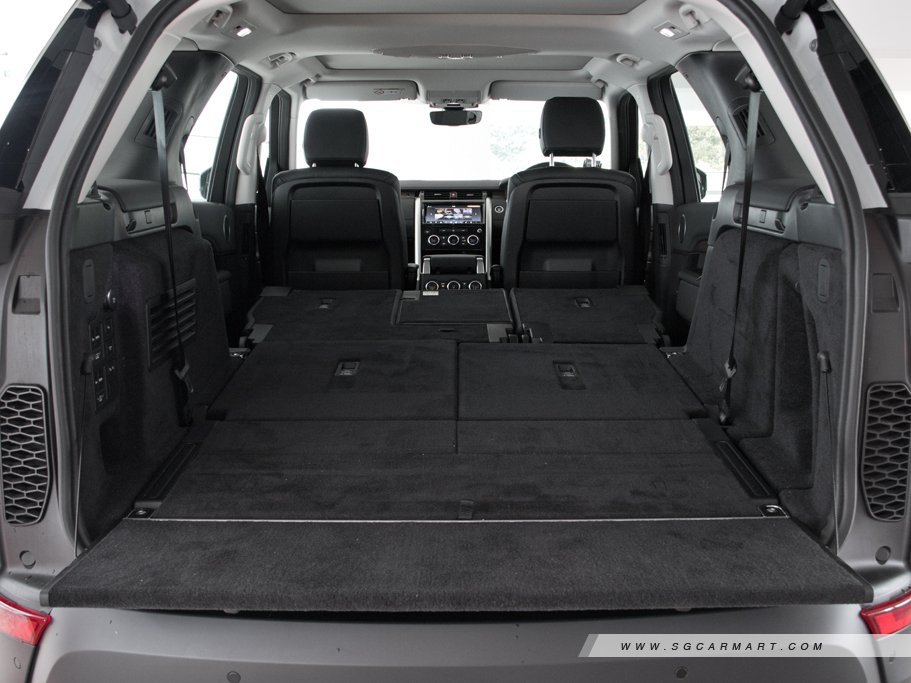 https://i.i-sgcm.com/new_cars/cars/12211/12211_g55