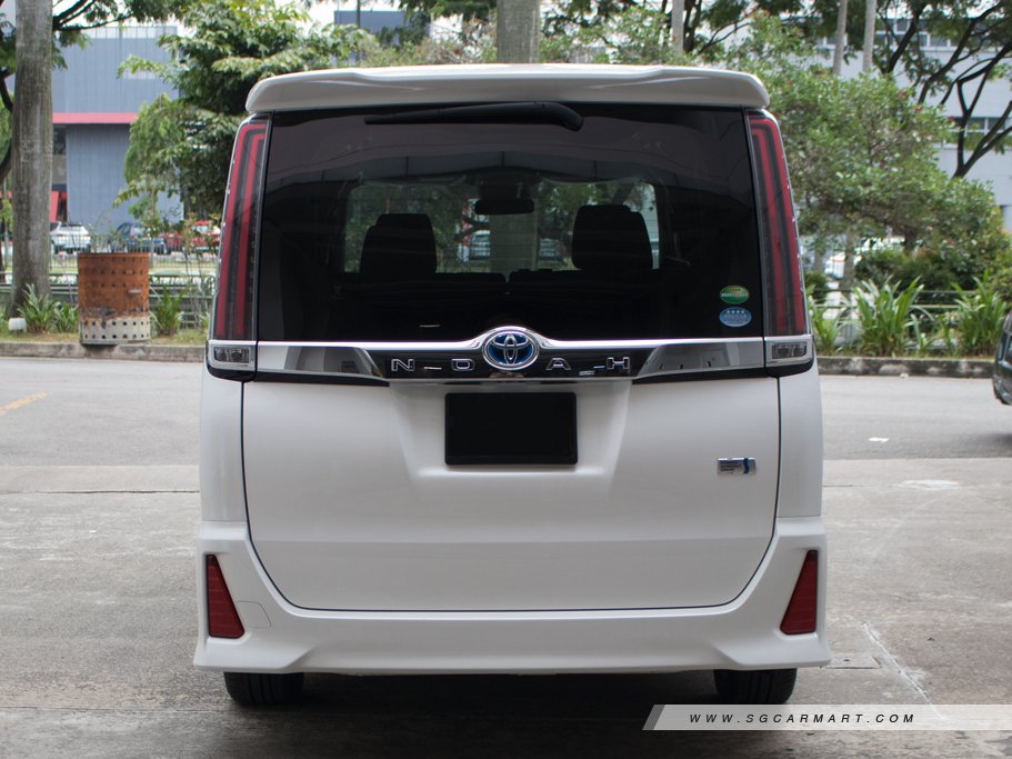https://i.i-sgcm.com/new_cars/cars/12212/12212_g52