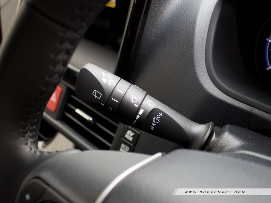 https://i.i-sgcm.com/new_cars/cars/12212/12212_g66