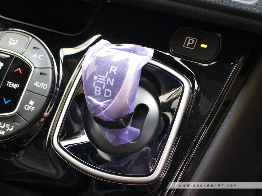 https://i.i-sgcm.com/new_cars/cars/12212/12212_g72