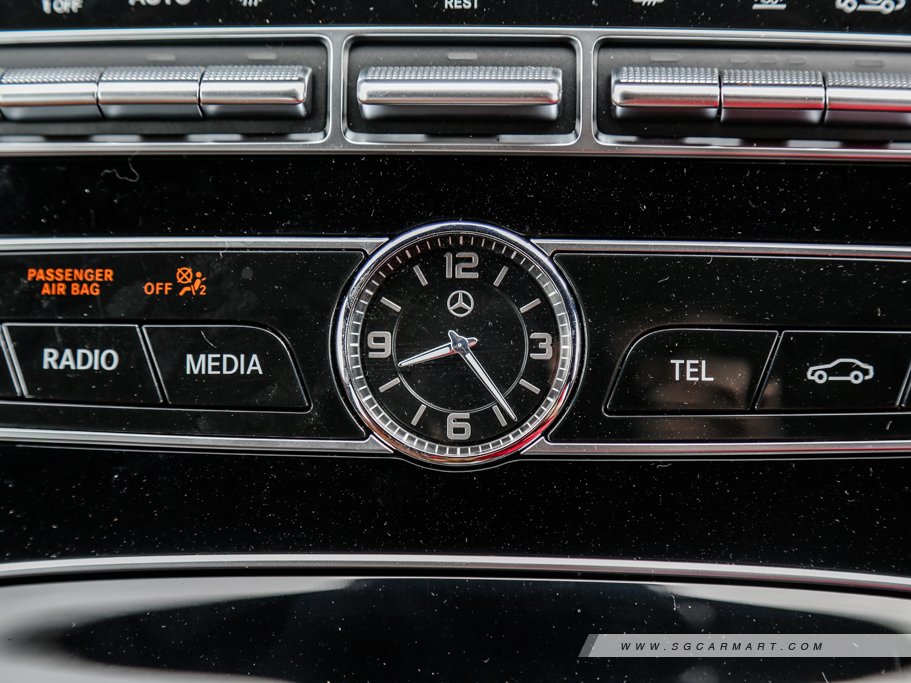 https://i.i-sgcm.com/new_cars/cars/12215/12215_g11
