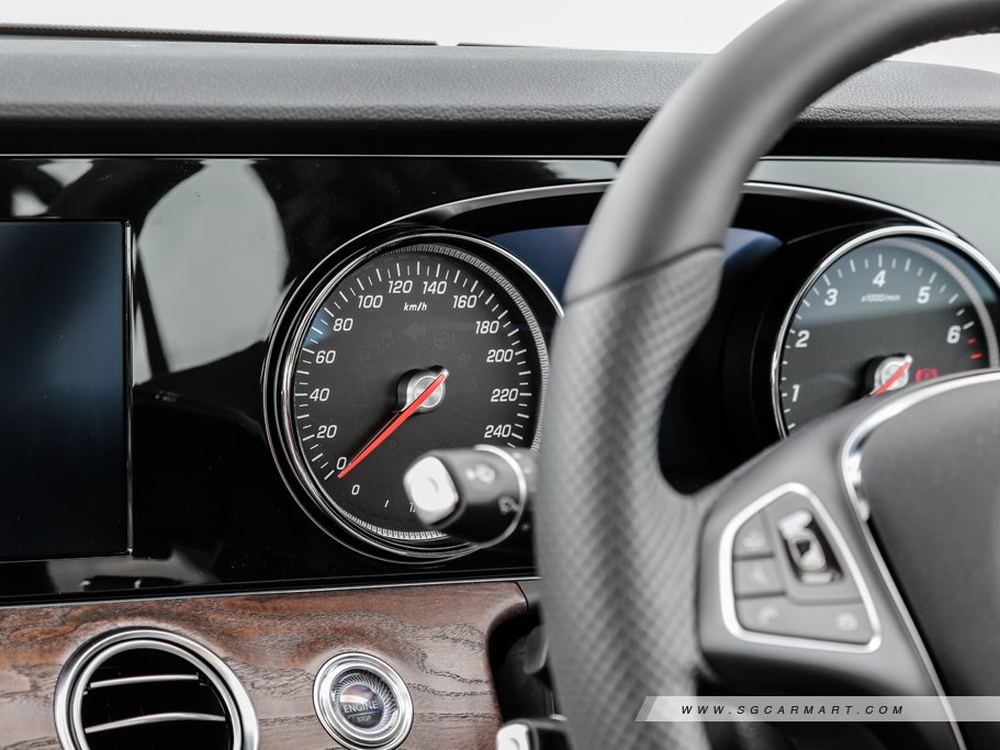 https://i.i-sgcm.com/new_cars/cars/12215/12215_g9