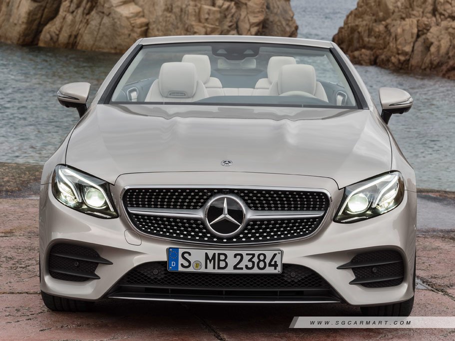 Mercedes-Benz E-Class Cabriolet 14