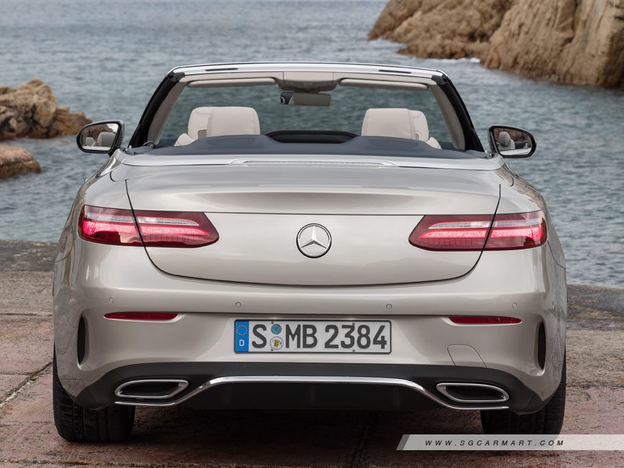 Mercedes-Benz E-Class Cabriolet 15
