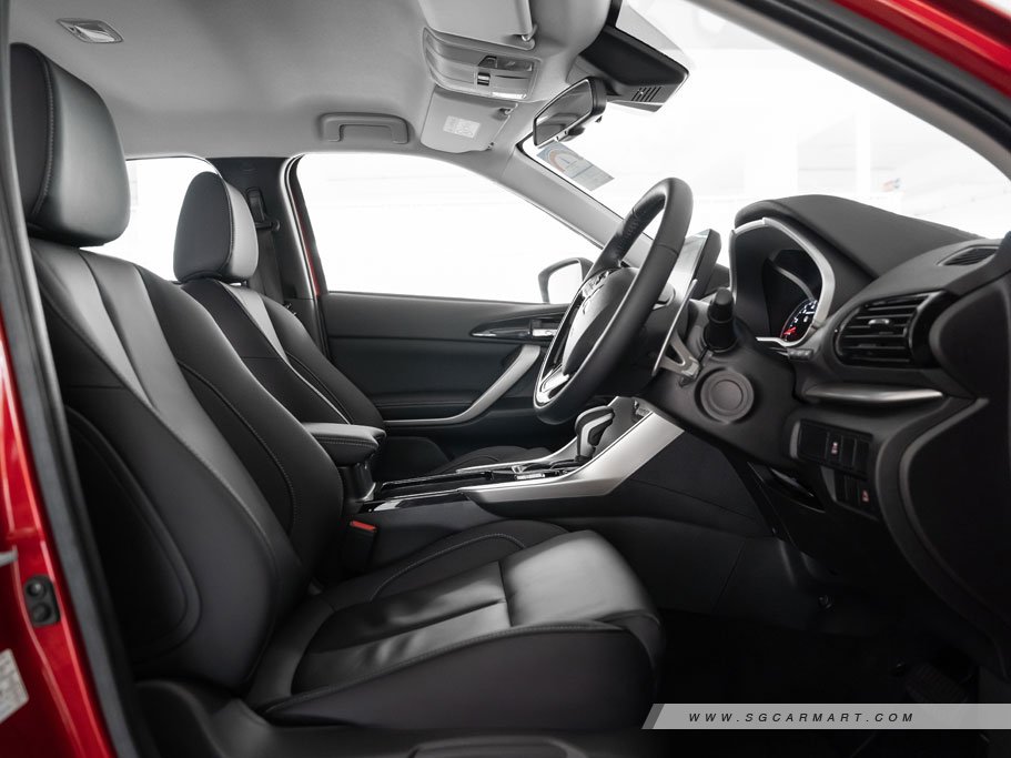 https://i.i-sgcm.com/new_cars/cars/12218/12218_g112