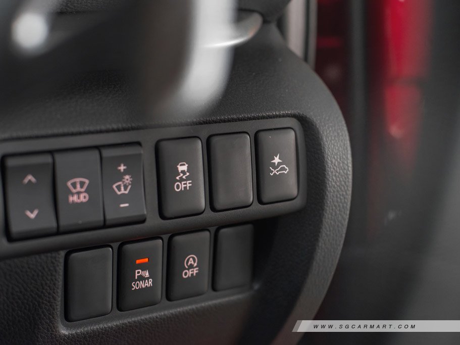 https://i.i-sgcm.com/new_cars/cars/12218/12218_g38