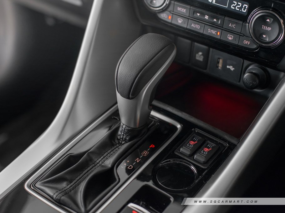 https://i.i-sgcm.com/new_cars/cars/12218/12218_g41