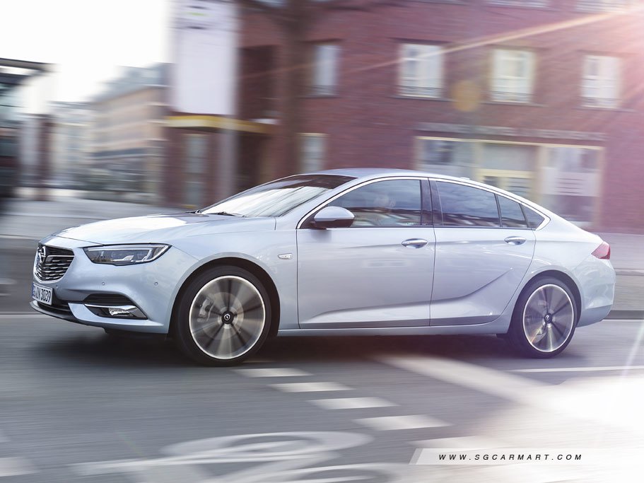 New Opel Insignia Grandsport Diesel Photos Photo Gallery Sgcarmart