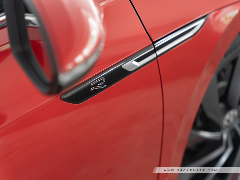 https://i.i-sgcm.com/new_cars/cars/12225/12225_g148