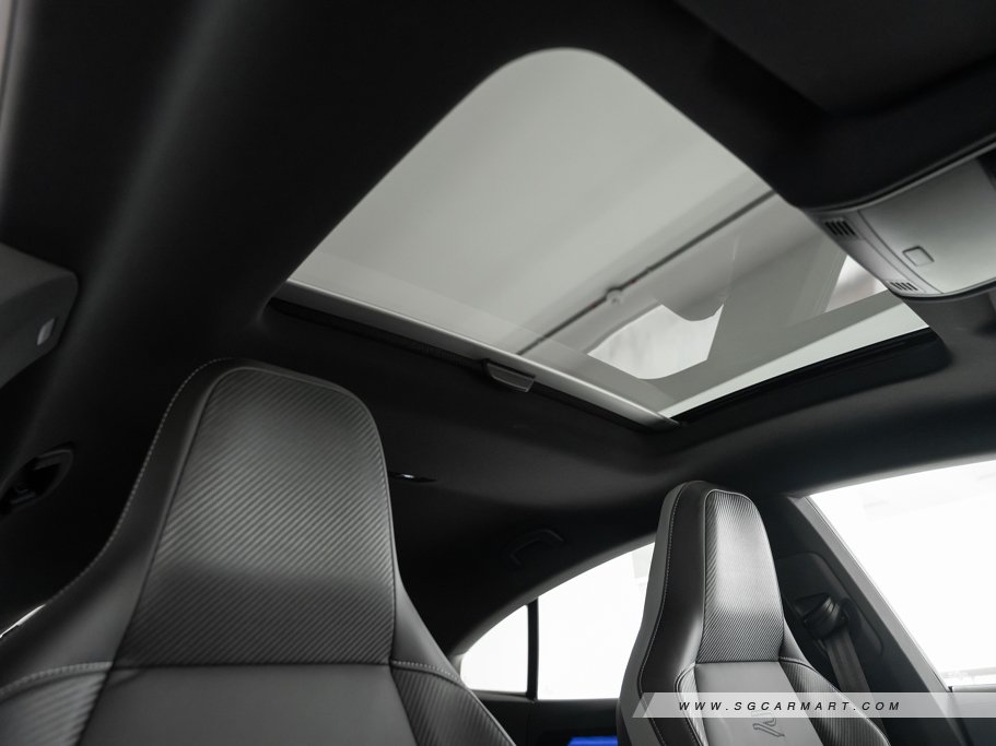 https://i.i-sgcm.com/new_cars/cars/12225/12225_g166