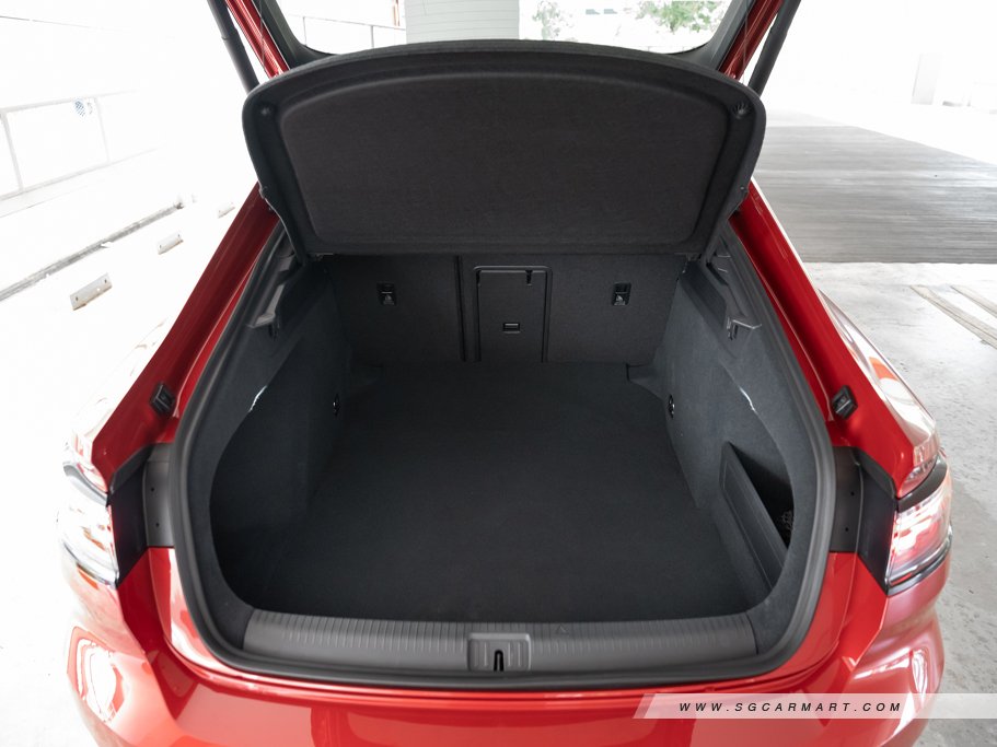 https://i.i-sgcm.com/new_cars/cars/12225/12225_g170