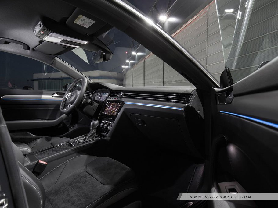 https://i.i-sgcm.com/new_cars/cars/12225/12225_g23