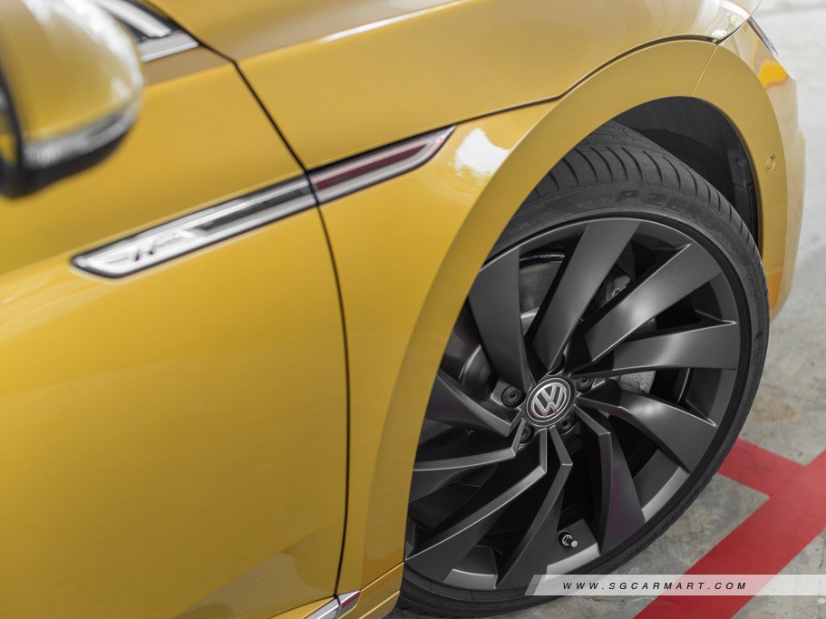 https://i.i-sgcm.com/new_cars/cars/12225/12225_g39