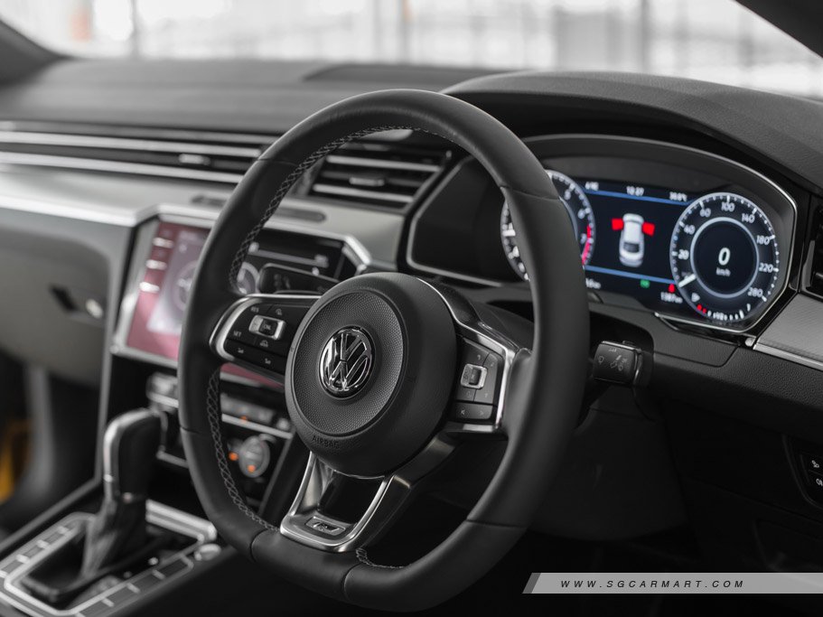 https://i.i-sgcm.com/new_cars/cars/12225/12225_g46
