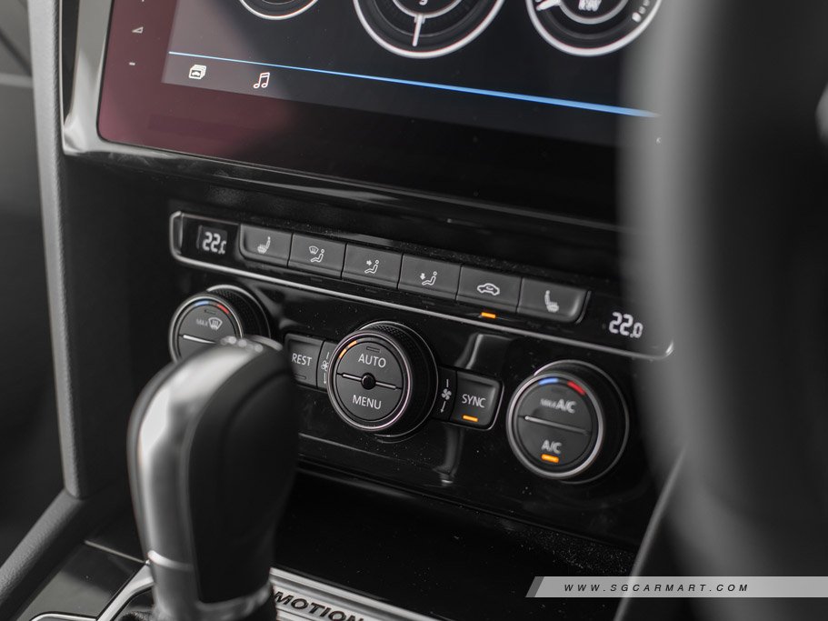 https://i.i-sgcm.com/new_cars/cars/12225/12225_g52