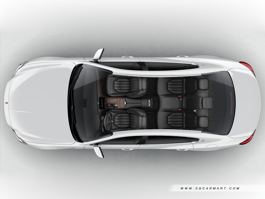 https://i.i-sgcm.com/new_cars/cars/12226/12226_g44