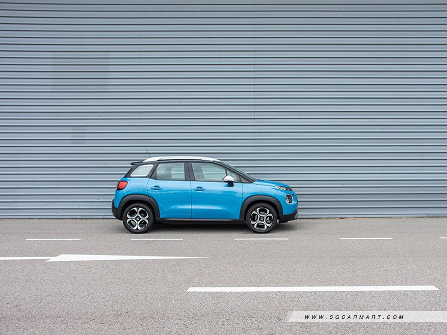 https://i.i-sgcm.com/new_cars/cars/12227/12227_g20