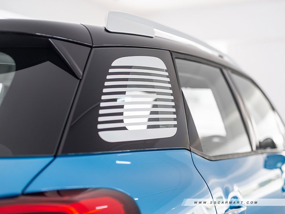 https://i.i-sgcm.com/new_cars/cars/12227/12227_g23