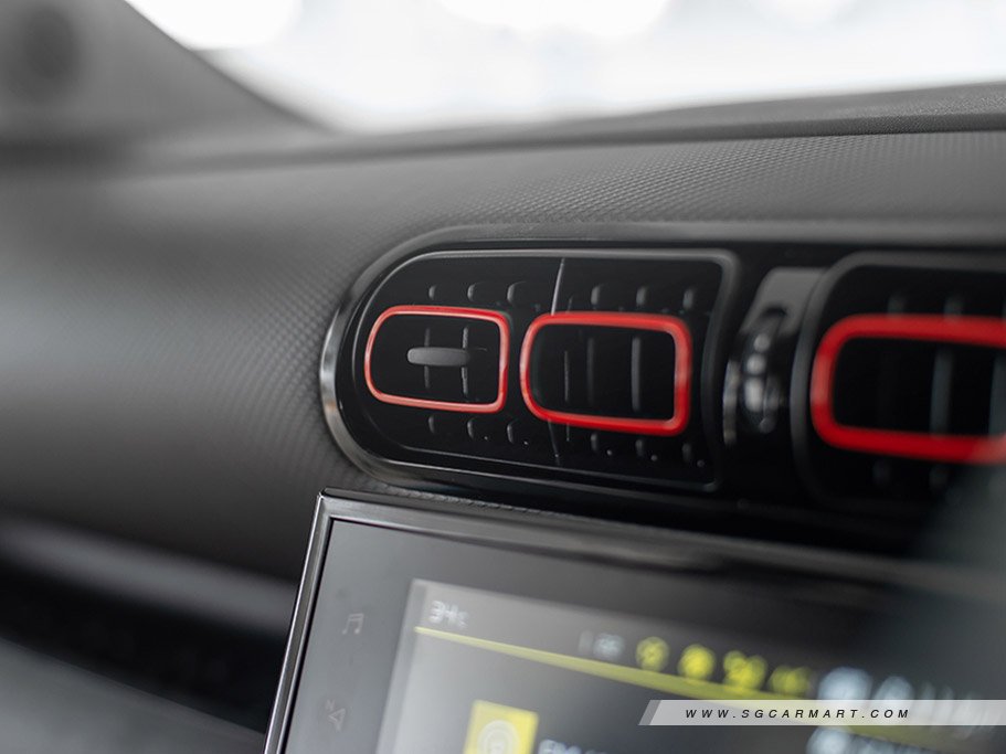 https://i.i-sgcm.com/new_cars/cars/12227/12227_g31