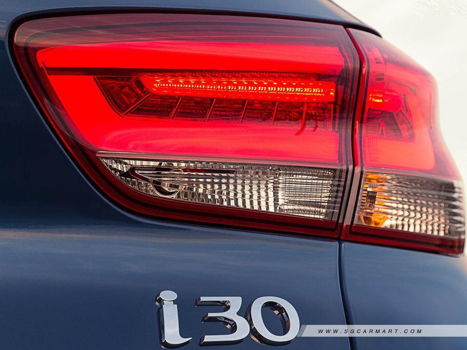 https://i.i-sgcm.com/new_cars/cars/12230/12230_g17