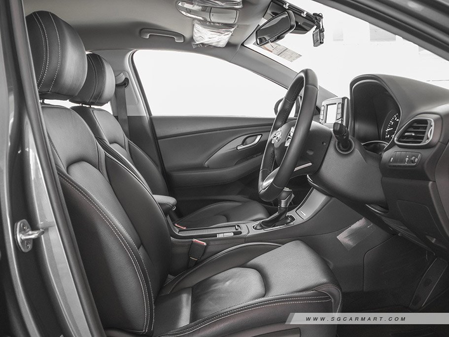 https://i.i-sgcm.com/new_cars/cars/12230/12230_g41