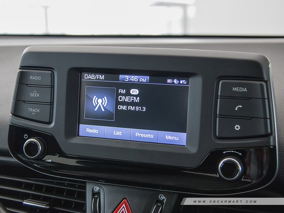 https://i.i-sgcm.com/new_cars/cars/12230/12230_g47