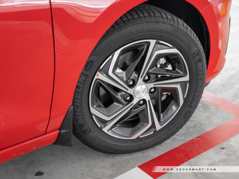 https://i.i-sgcm.com/new_cars/cars/12230/12230_g78