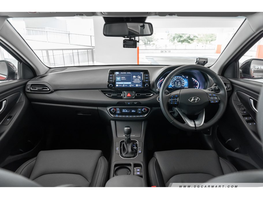 https://i.i-sgcm.com/new_cars/cars/12230/12230_g82