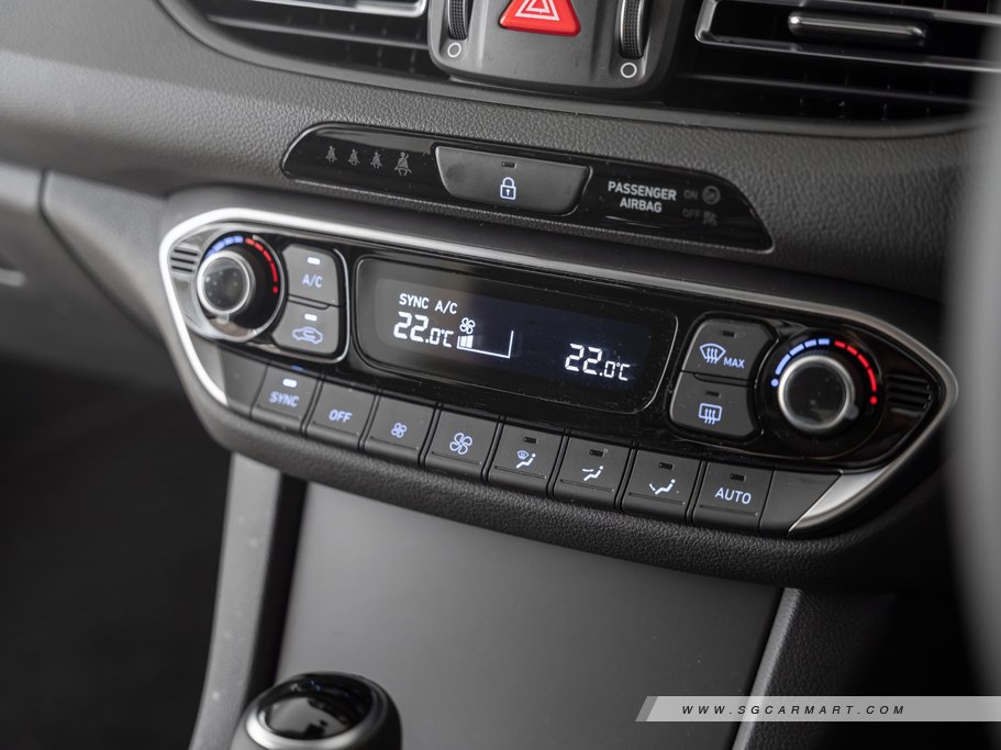 https://i.i-sgcm.com/new_cars/cars/12230/12230_g96