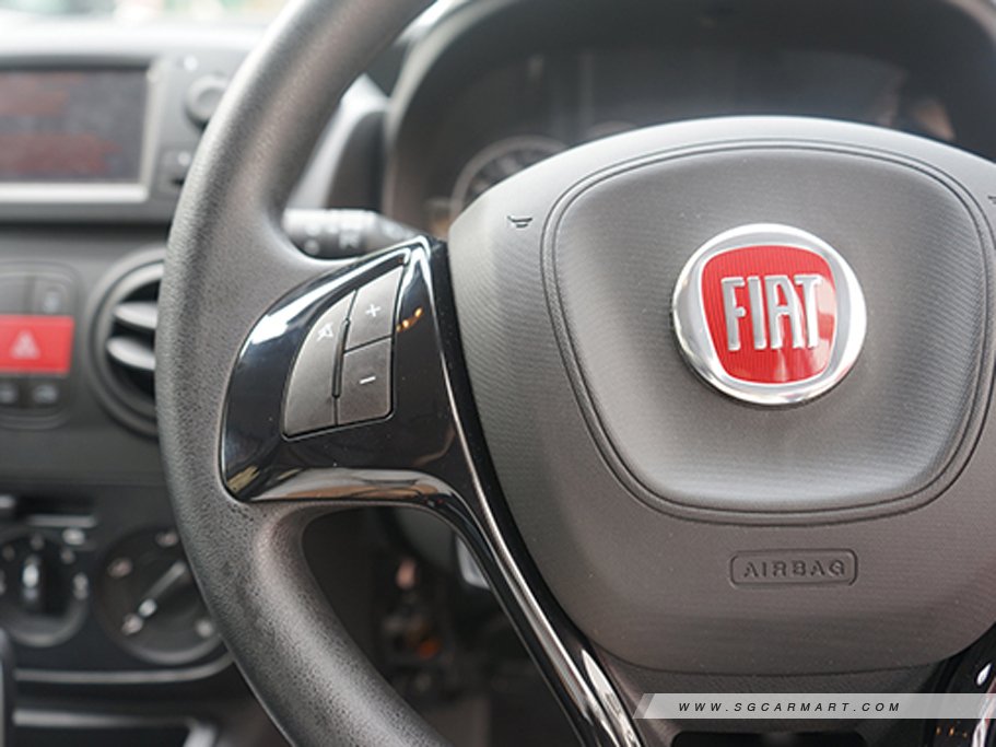 https://i.i-sgcm.com/new_cars/cars/12231/12231_g10