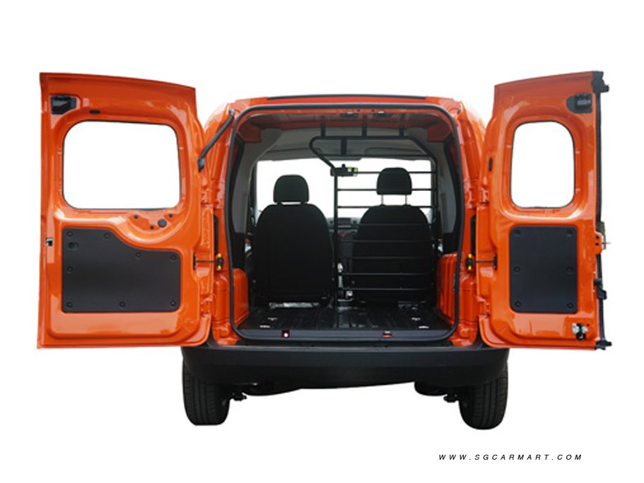 https://i.i-sgcm.com/new_cars/cars/12231/12231_g8