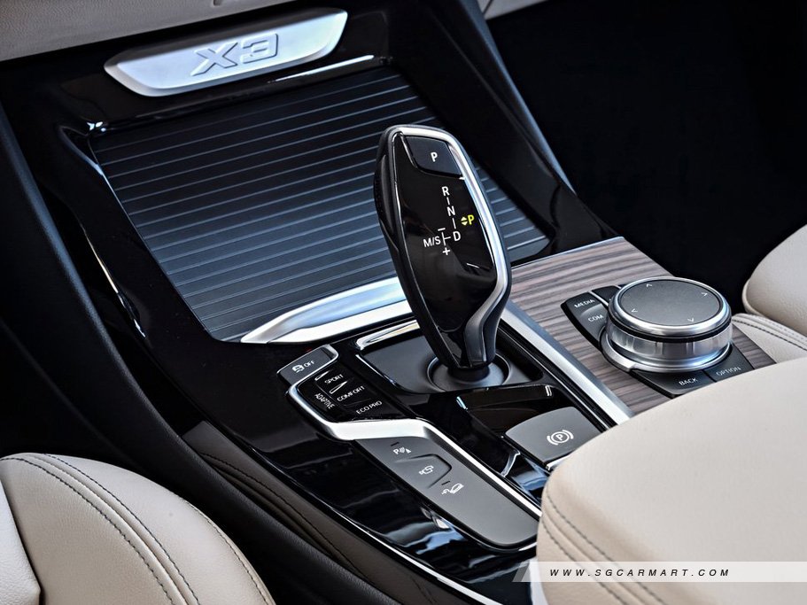 https://i.i-sgcm.com/new_cars/cars/12232/12232_g17