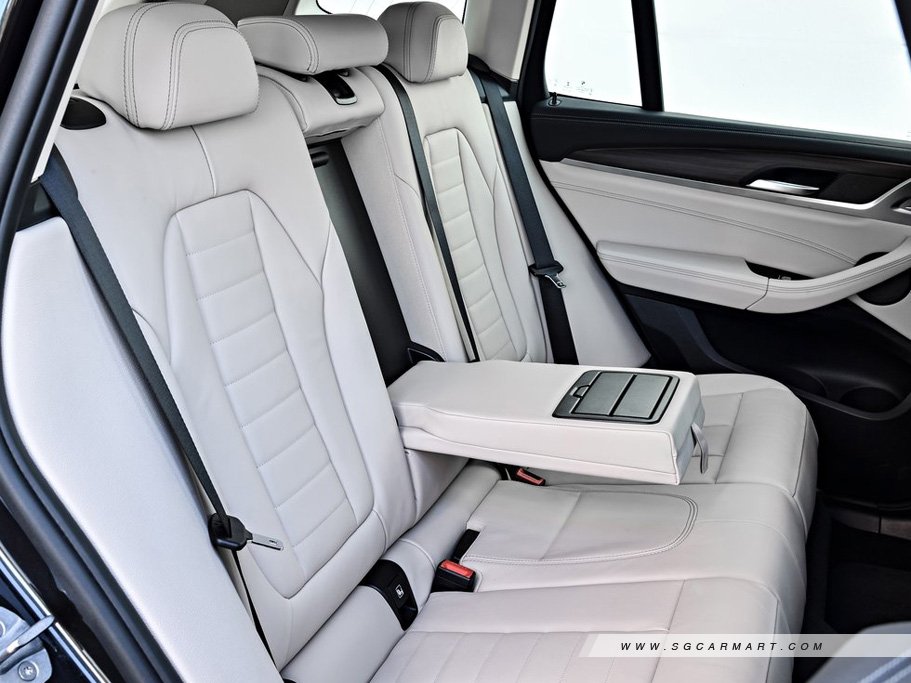 https://i.i-sgcm.com/new_cars/cars/12232/12232_g20