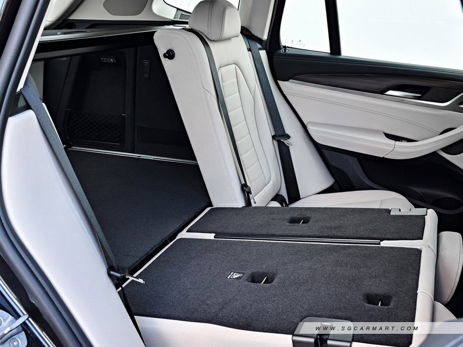 https://i.i-sgcm.com/new_cars/cars/12232/12232_g23