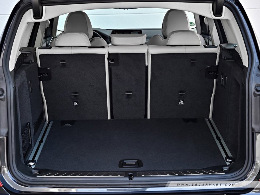 https://i.i-sgcm.com/new_cars/cars/12232/12232_g25