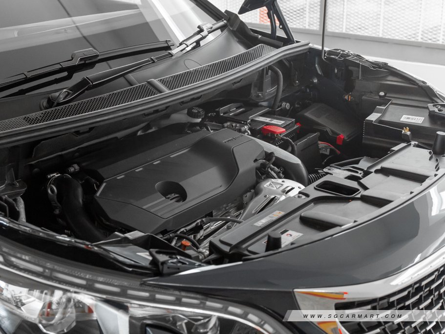 https://i.i-sgcm.com/new_cars/cars/12233/12233_g102