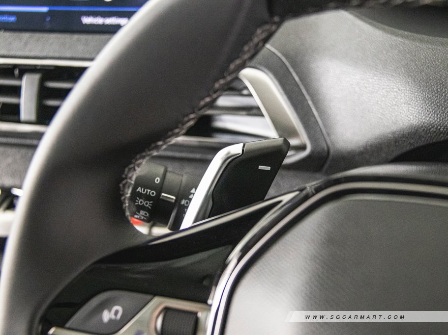 https://i.i-sgcm.com/new_cars/cars/12233/12233_g119