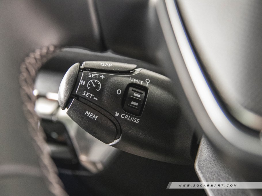 https://i.i-sgcm.com/new_cars/cars/12233/12233_g120