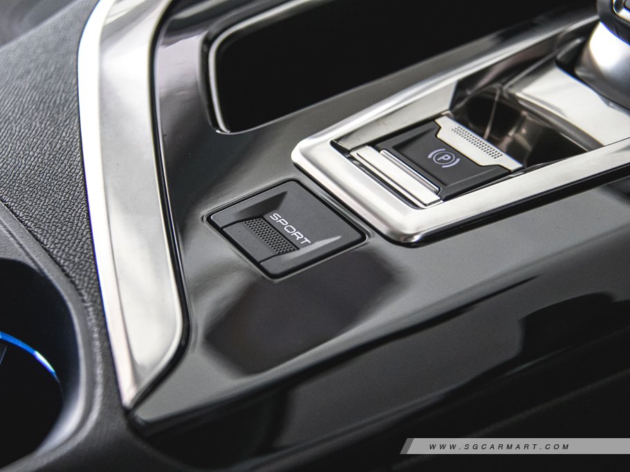 https://i.i-sgcm.com/new_cars/cars/12233/12233_g129