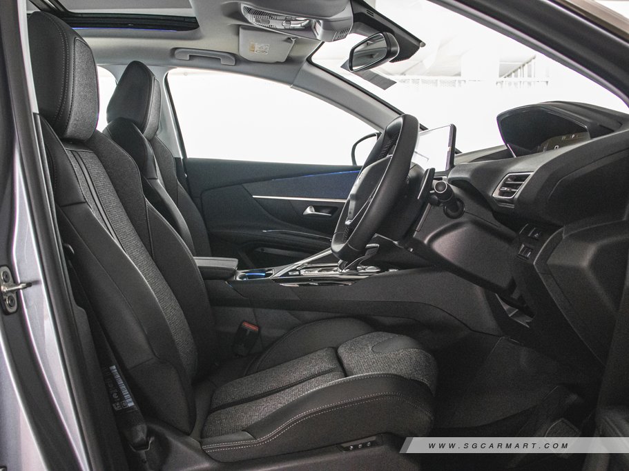 https://i.i-sgcm.com/new_cars/cars/12233/12233_g130