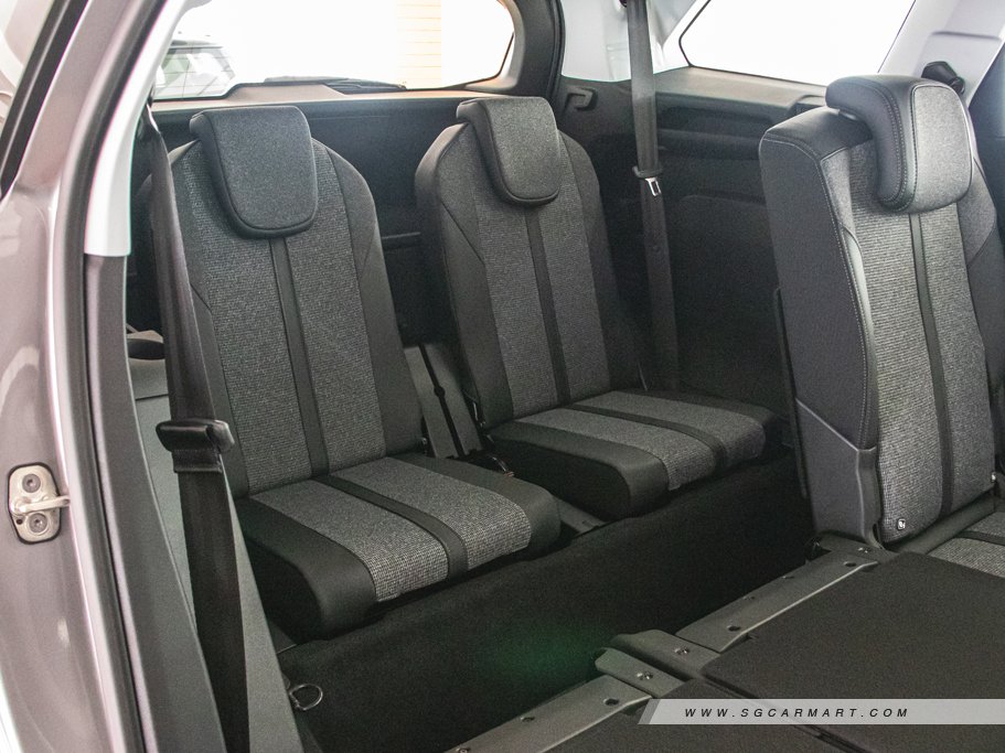 https://i.i-sgcm.com/new_cars/cars/12233/12233_g132