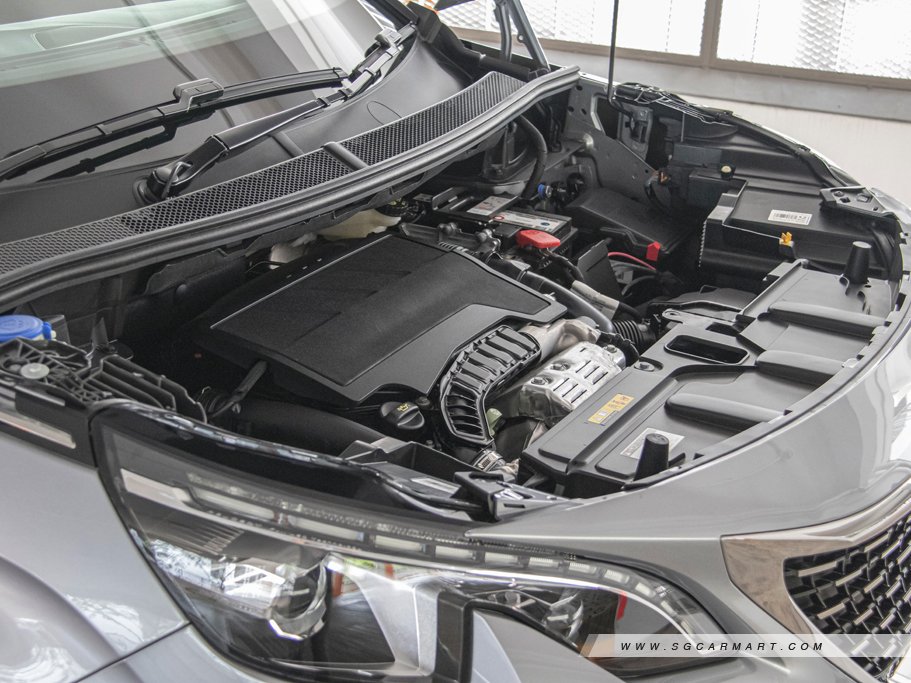 https://i.i-sgcm.com/new_cars/cars/12233/12233_g137