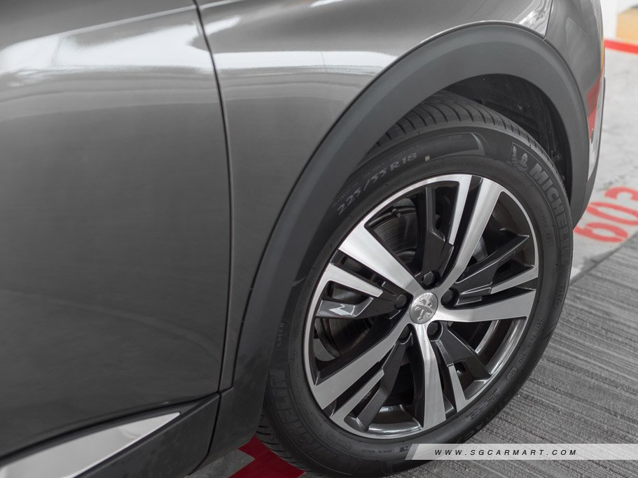https://i.i-sgcm.com/new_cars/cars/12233/12233_g23