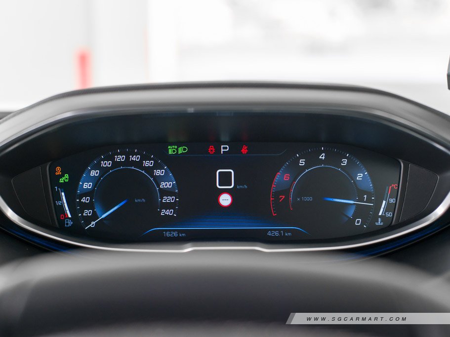 https://i.i-sgcm.com/new_cars/cars/12233/12233_g31