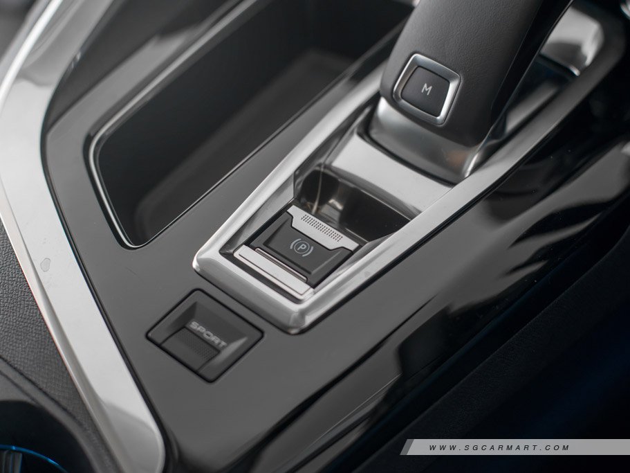 https://i.i-sgcm.com/new_cars/cars/12233/12233_g39