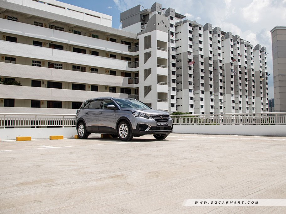 https://i.i-sgcm.com/new_cars/cars/12233/12233_g46