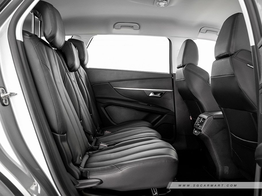 https://i.i-sgcm.com/new_cars/cars/12233/12233_g52