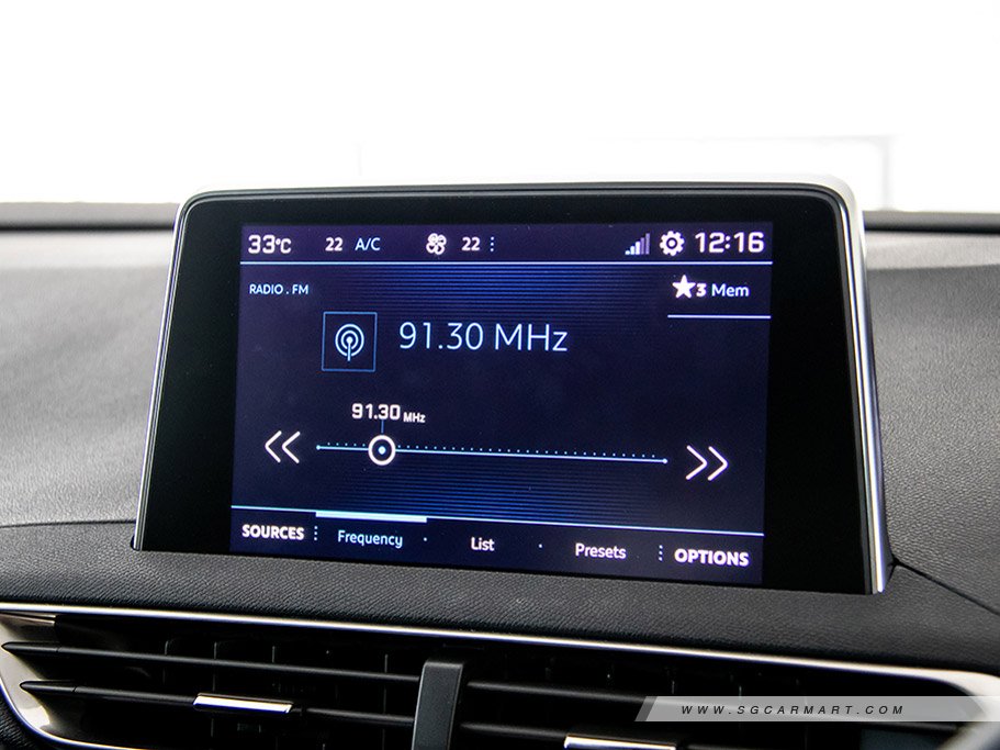 https://i.i-sgcm.com/new_cars/cars/12233/12233_g58