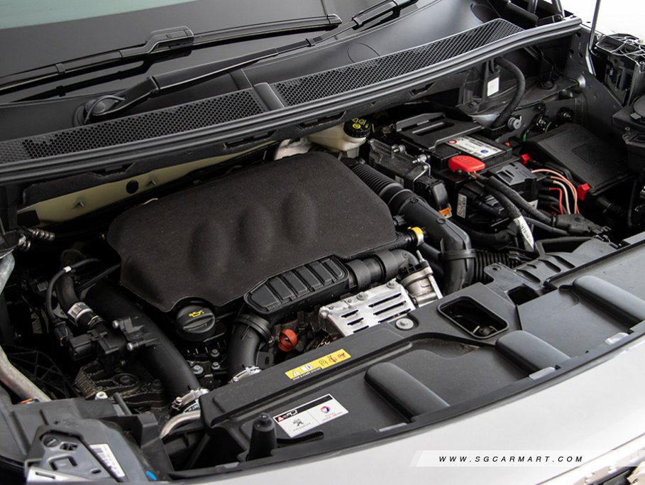 https://i.i-sgcm.com/new_cars/cars/12233/12233_g64