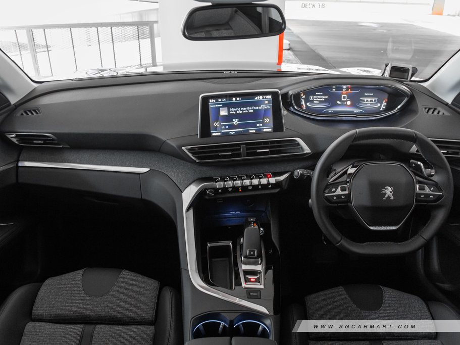 https://i.i-sgcm.com/new_cars/cars/12233/12233_g73